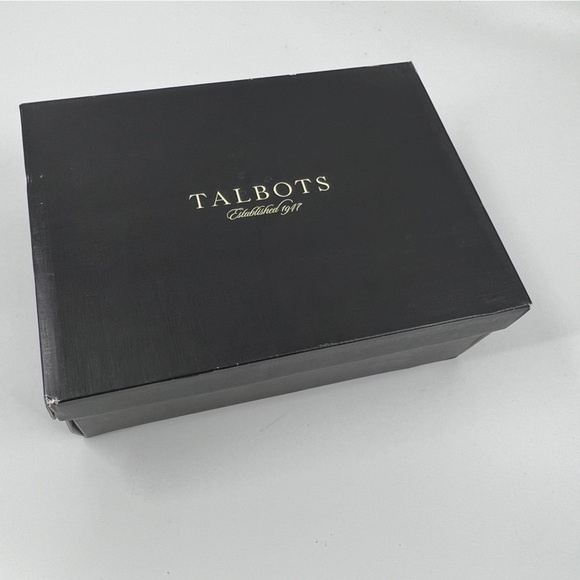 ✅ NWB TALBOTS BLACK BEADED ANKLE STRAPPED HEELS SIZE 9.5 - Picture 2 of 12